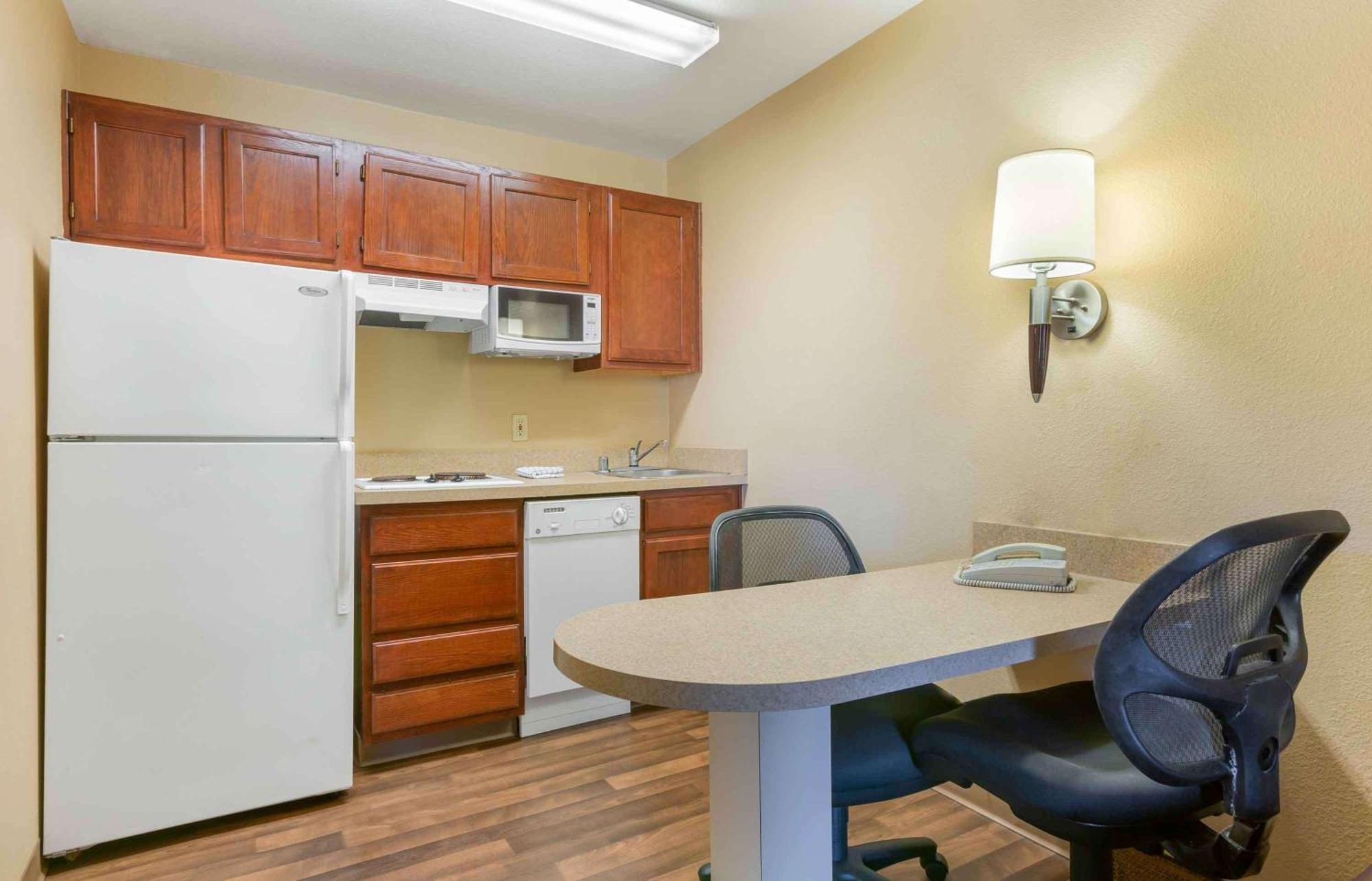 Extended Stay America Suites - Phoenix - Chandler - E Chandler Blvd Exterior photo